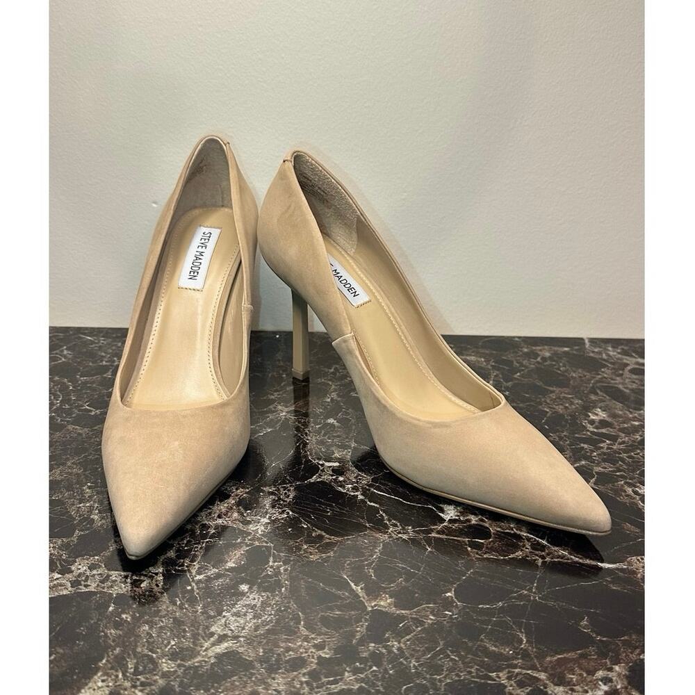 Steve Madden Classie Pointed Toe Stiletto Pump - US Size 8